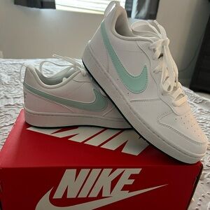 New Court Low Recraft Nike sneakers!!